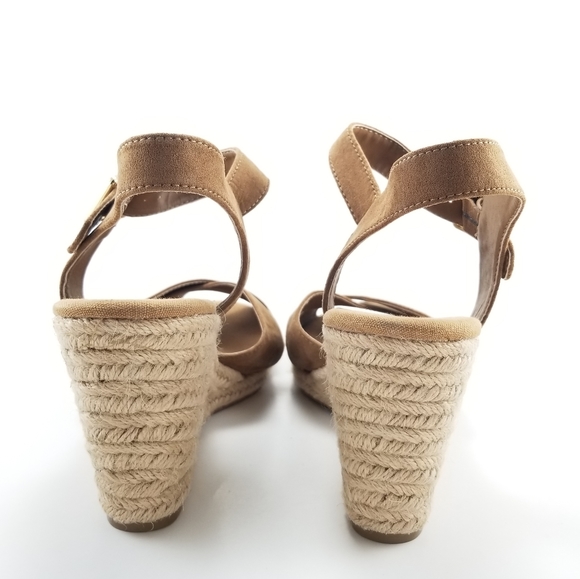 Hemp Wedge Heel Tan Suede Dress Barn Cate Size 9 - Picture 5 of 8